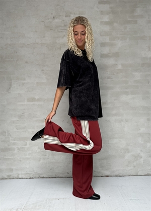 Ada sweat buks Red Pear Copenhagen Muse 